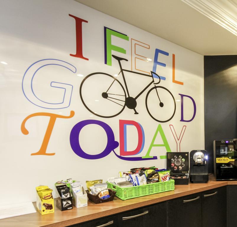 Ibis Styles Guyancourt Versailles Exterior foto