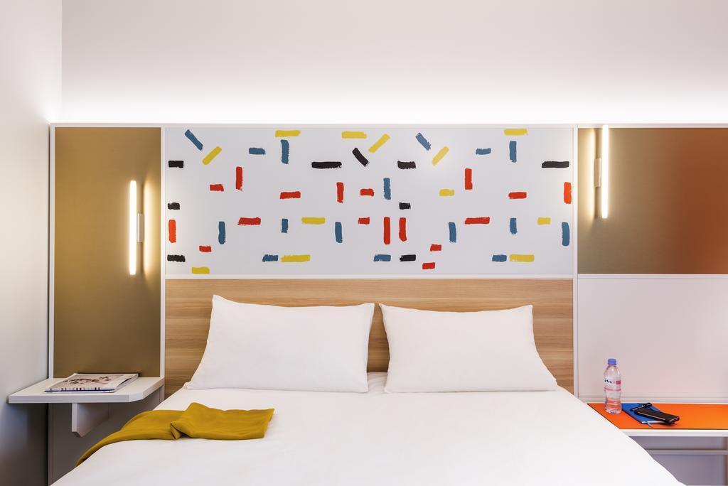 Ibis Styles Guyancourt Versailles Exterior foto