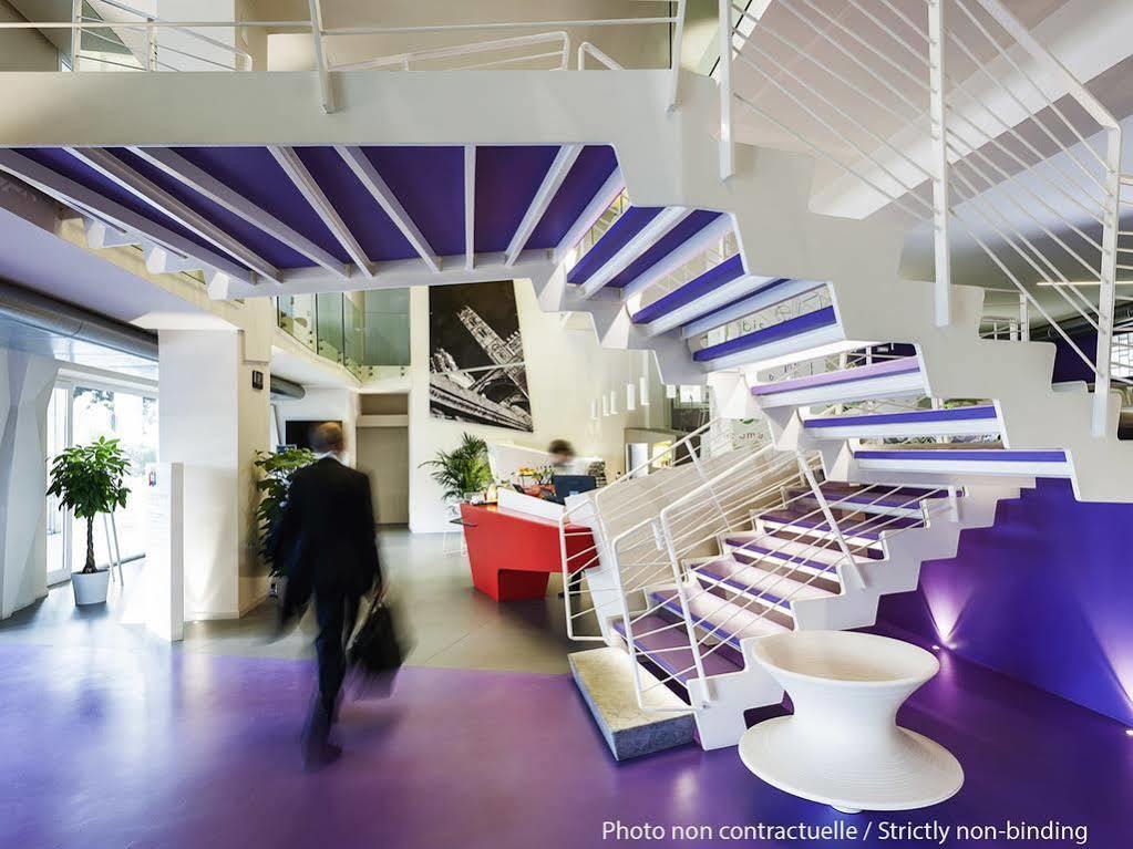 Ibis Styles Guyancourt Versailles Exterior foto
