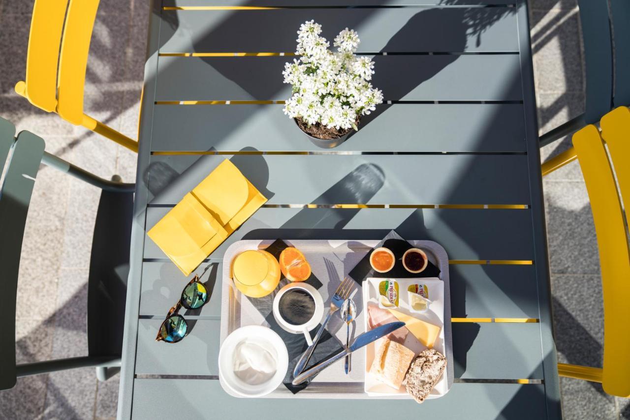 Ibis Styles Guyancourt Versailles Exterior foto