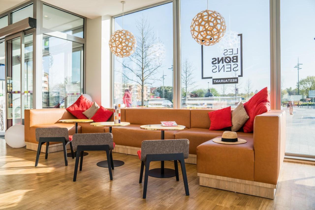 Ibis Styles Guyancourt Versailles Exterior foto