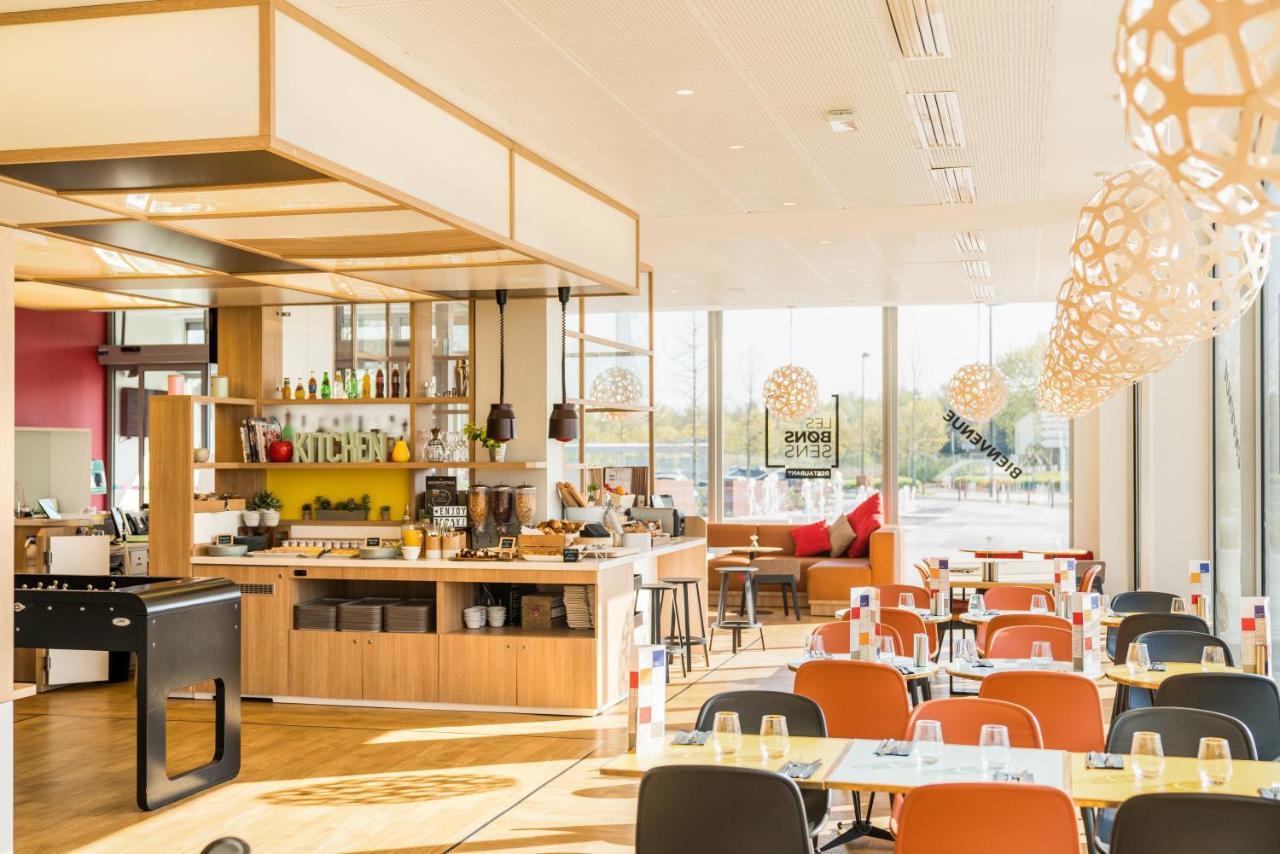 Ibis Styles Guyancourt Versailles Exterior foto